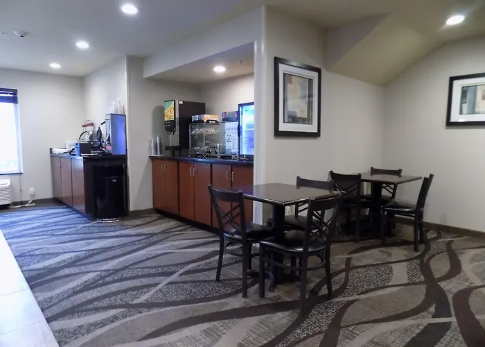 Cobblestone Hotel & Suites - Seward